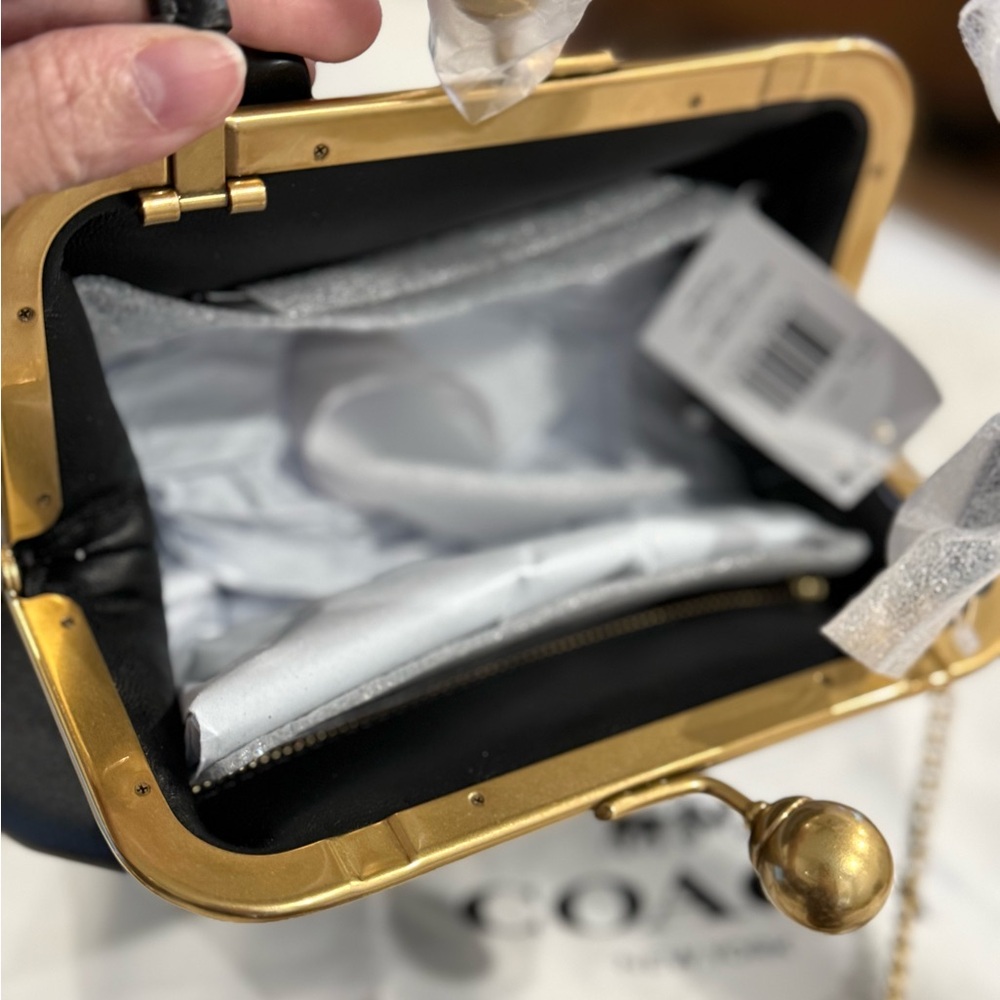 Coach Kisslock Black 1969 Limited Edition Bag - Picture 5 of 11